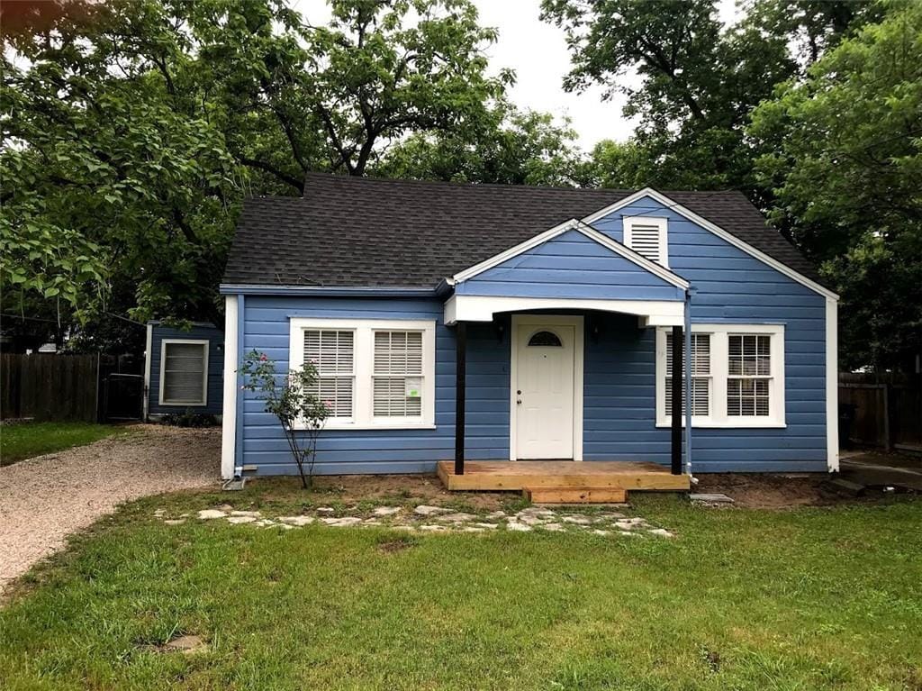 Primary Photo - 710 W Lake Dr