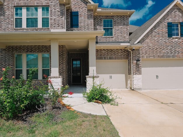 Building Photo - 5823 Ash Vly Dr