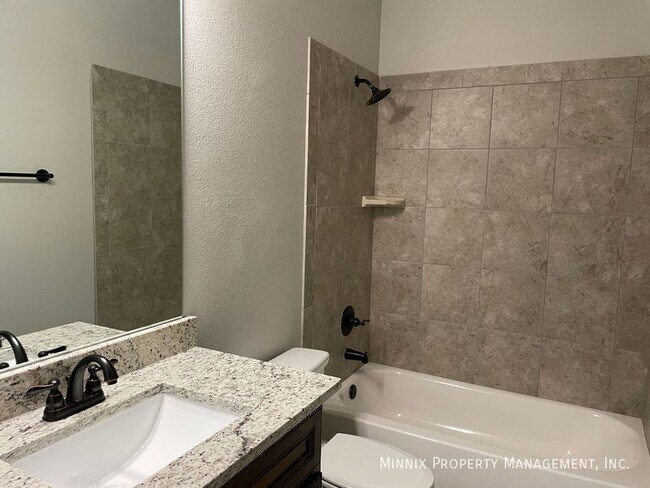Foto del edificio - 5309 Freedom Ct