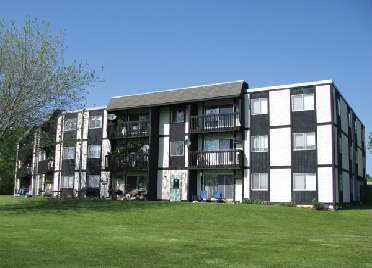 Park Island Apartments - Dockside Apartments on Lake Minnetonka