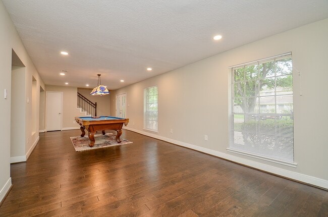 Building Photo - 2019 Briarlee Dr
