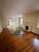 Building Photo - 330 E 46th St