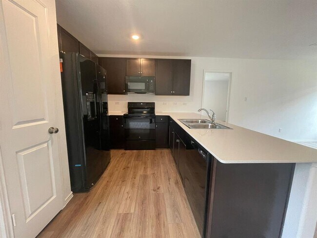 Foto del edificio - 409 Black Buffalo Rd