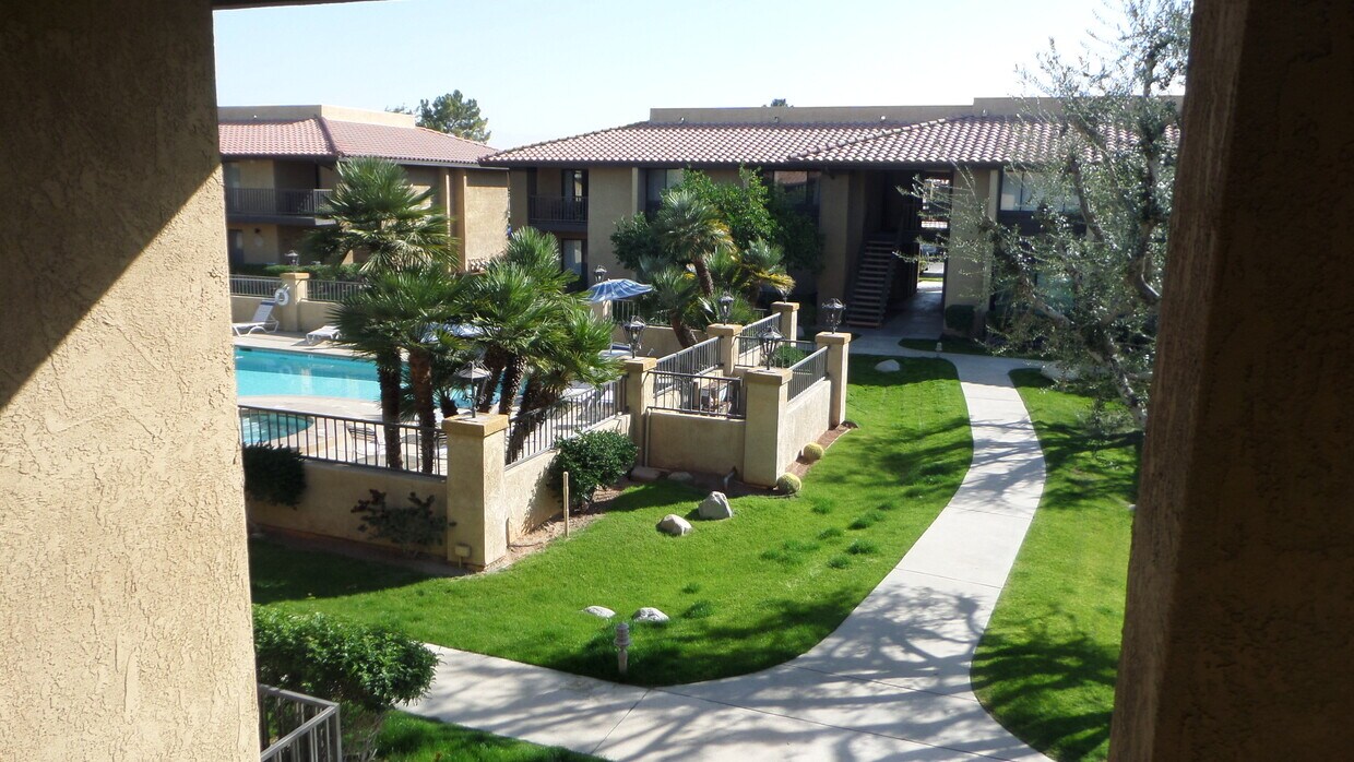 31200 Landau Blvd Unit 2004, Cathedral City, CA 92234 Condo for Rent