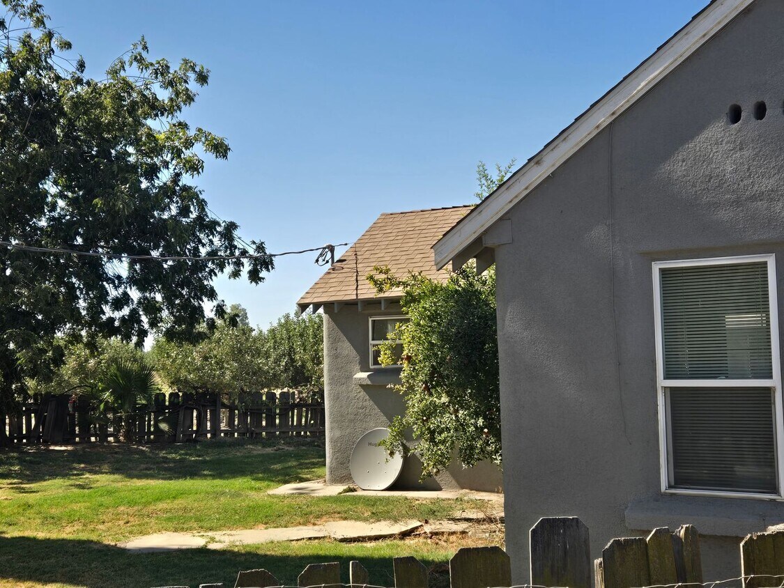 Primary Photo - 2 BR 1 BA Country home available now