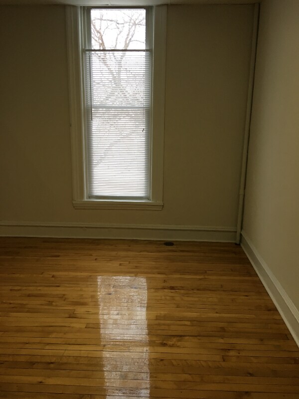 Foto del edificio - 1517 Plainfield Ave NE