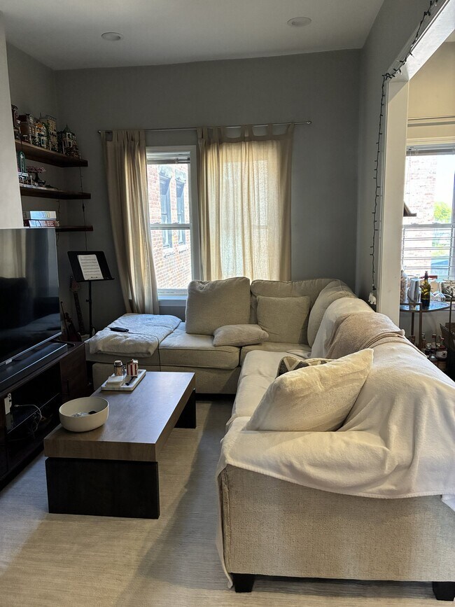 Foto del edificio - 373-391-391 Cambridge St