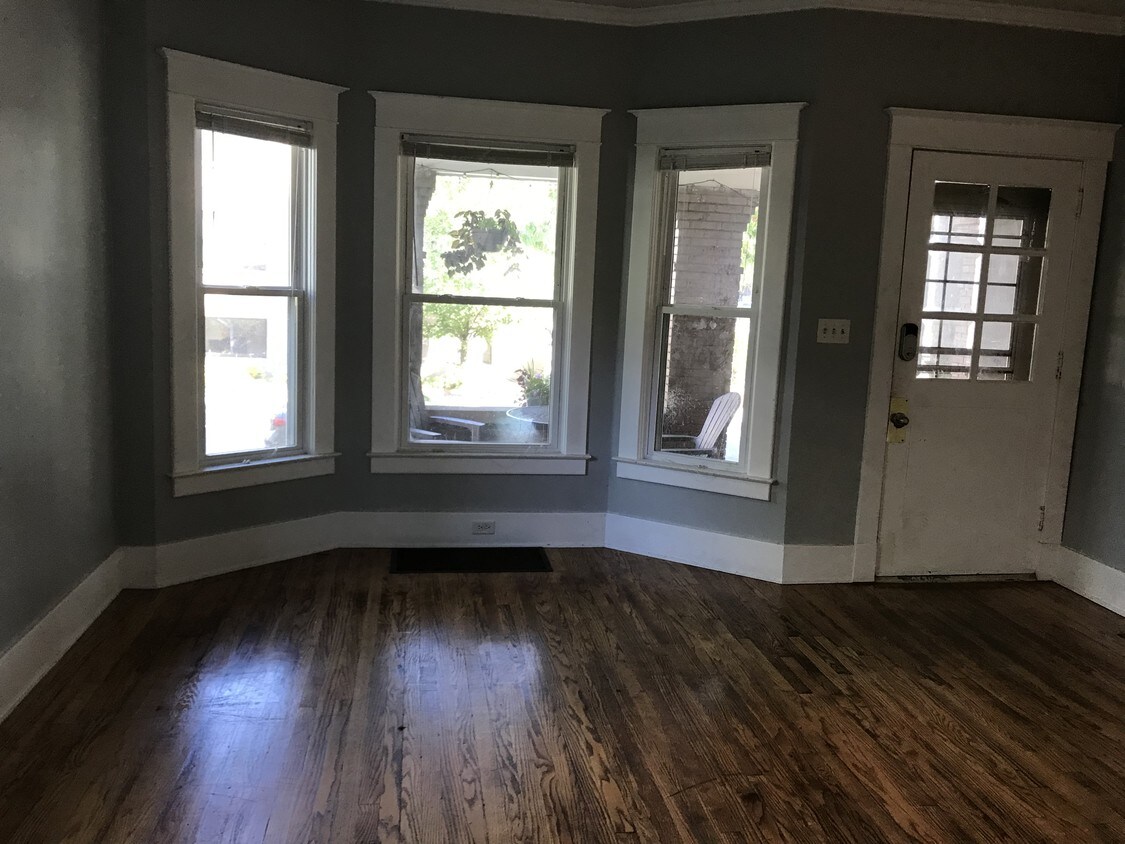 119 Abney Ave SE, Grand Rapids, MI 49506 Townhome Rentals in Grand