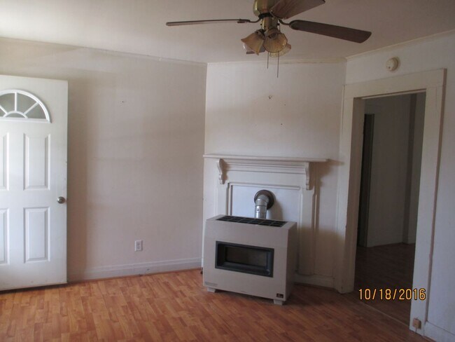 Building Photo - 306 W Church Street