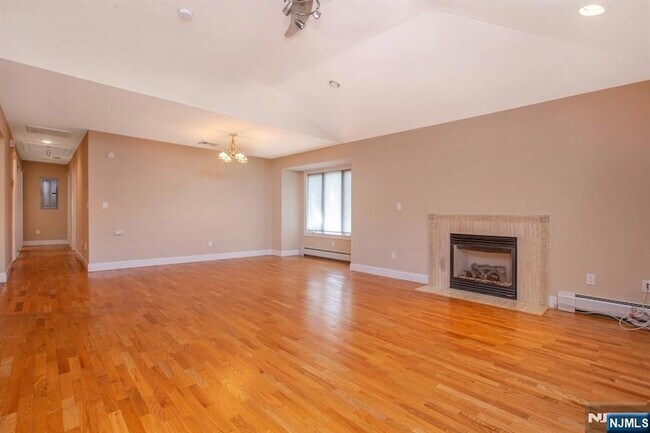 Foto del edificio - 470 Chestnut St