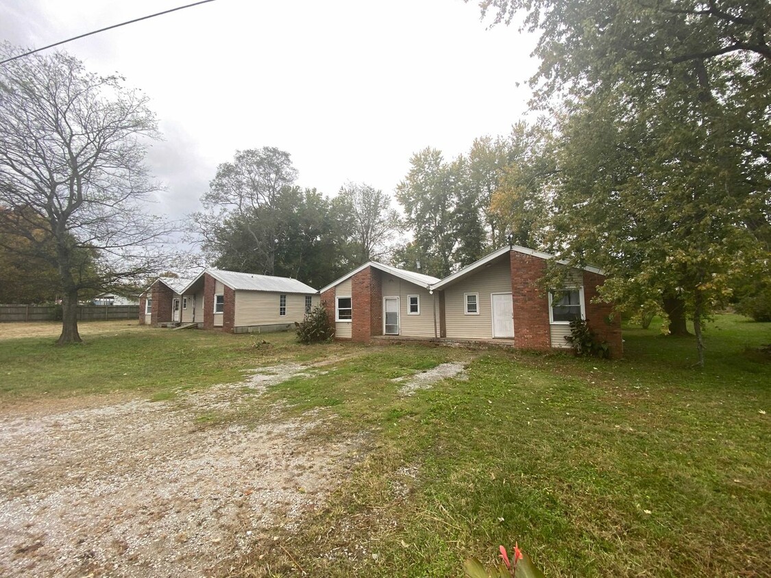 Primary Photo - Duplexes in Ardmore TN