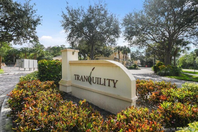 Foto del edificio - 12775 SE Old Cypress Dr