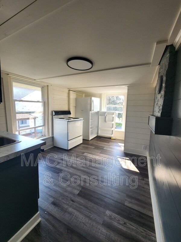 Foto del edificio - 228 S Walnut Ave