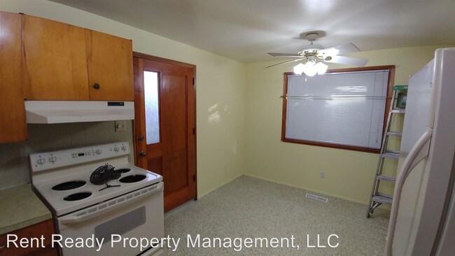Foto del edificio - 6610 Summitview Ave