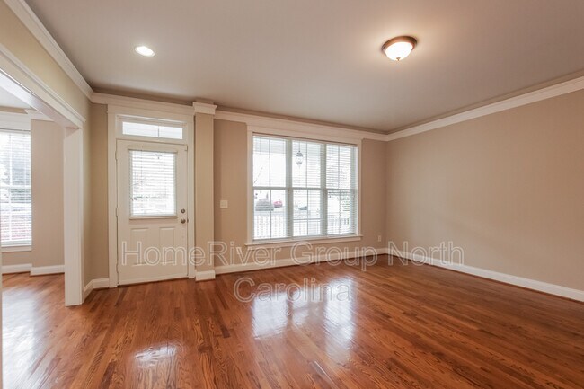 Building Photo - 5116 Harold Ln