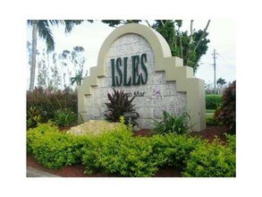 Building Photo - 12620 VISTA ISLES Dr