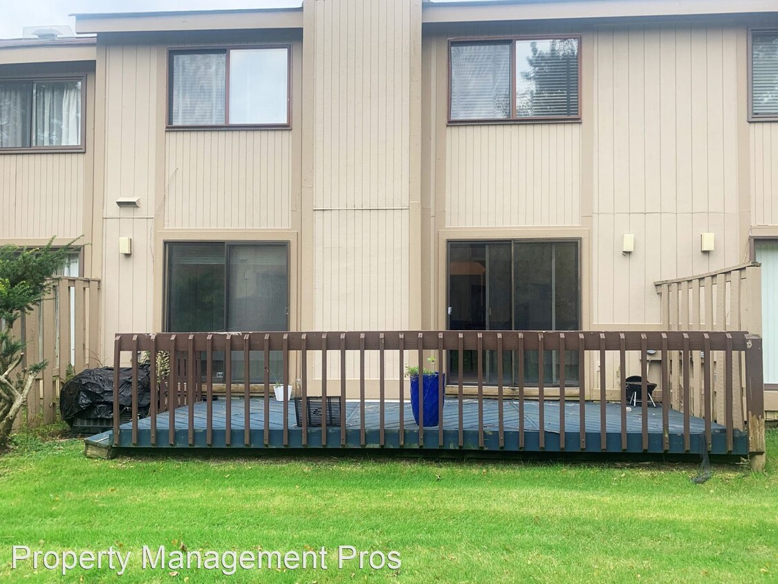 Foto principal - 3 br, 2.5 bath House - 5254 Wright Way E