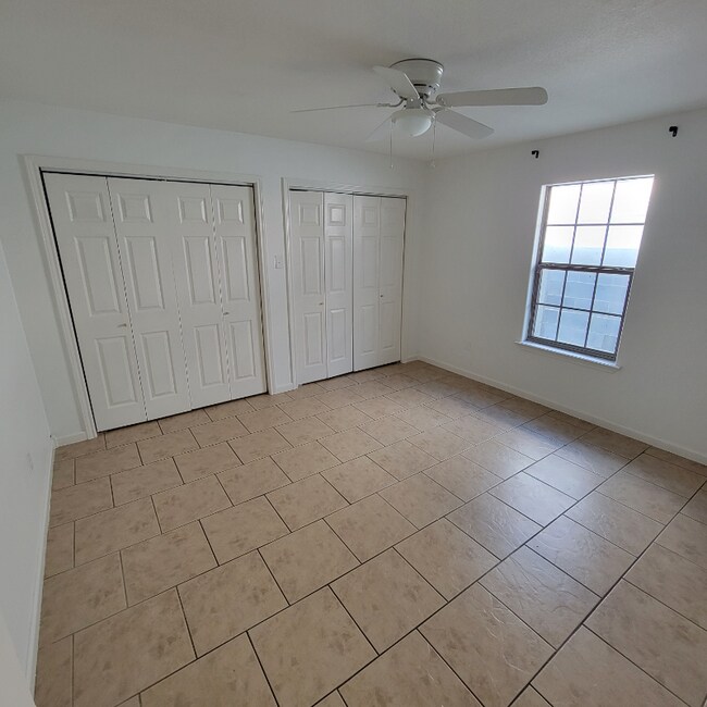 Building Photo - 3114 Cuernavaca Dr