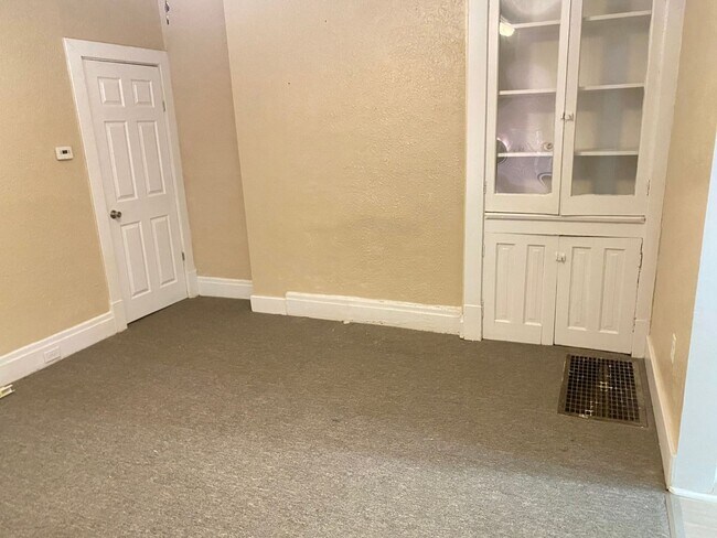 Foto del edificio - 13th Ave