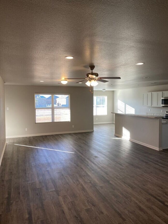 Building Photo - 3825 Keeneland