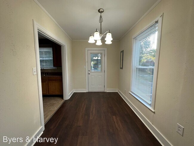 Building Photo - 3 br, 1 bath House - 965 Greenwood Court