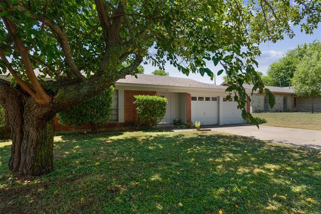 Foto del edificio - 412 Rolling Hills Dr
