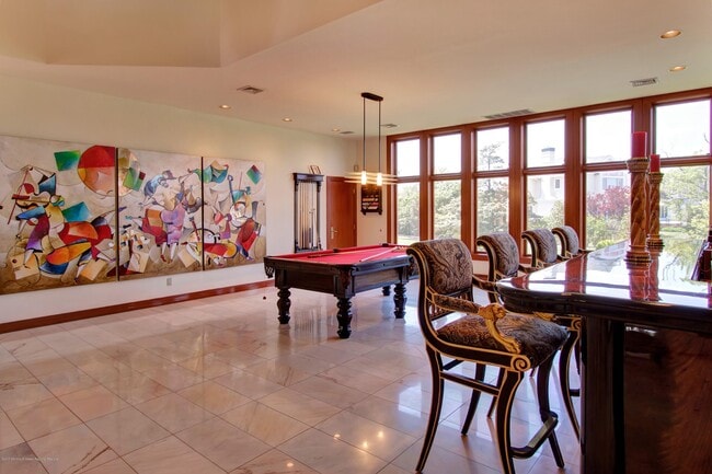 Building Photo - 17 Oyster Bay Dr