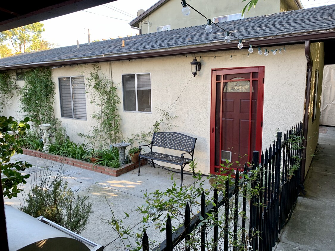 1213 Palms Blvd, Los Angeles, CA 90291 House Rental in Los Angeles