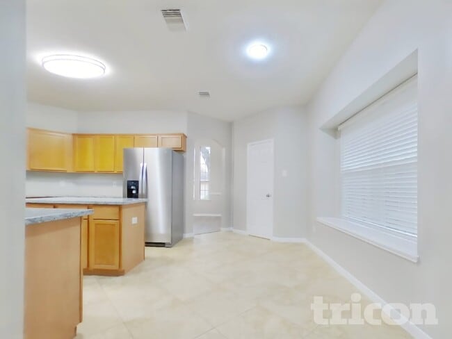 Foto del edificio - 3014 Rolling Fog Dr