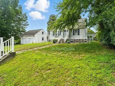 Foto del edificio - 178 Massasoit Rd