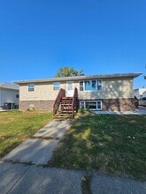 Building Photo - 808 W Sweet Ave