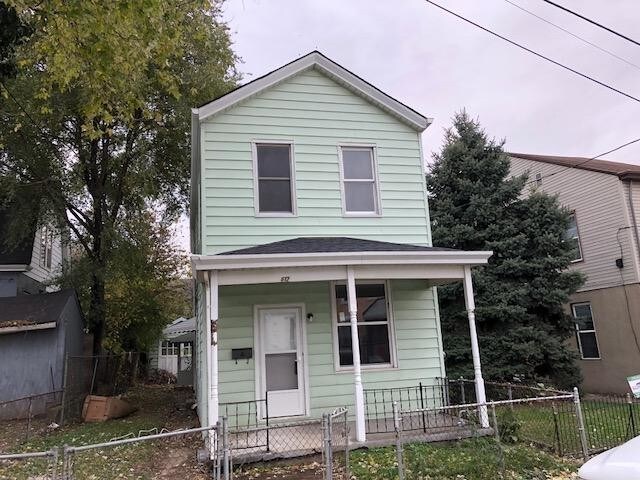 Primary Photo - 612 Berry St