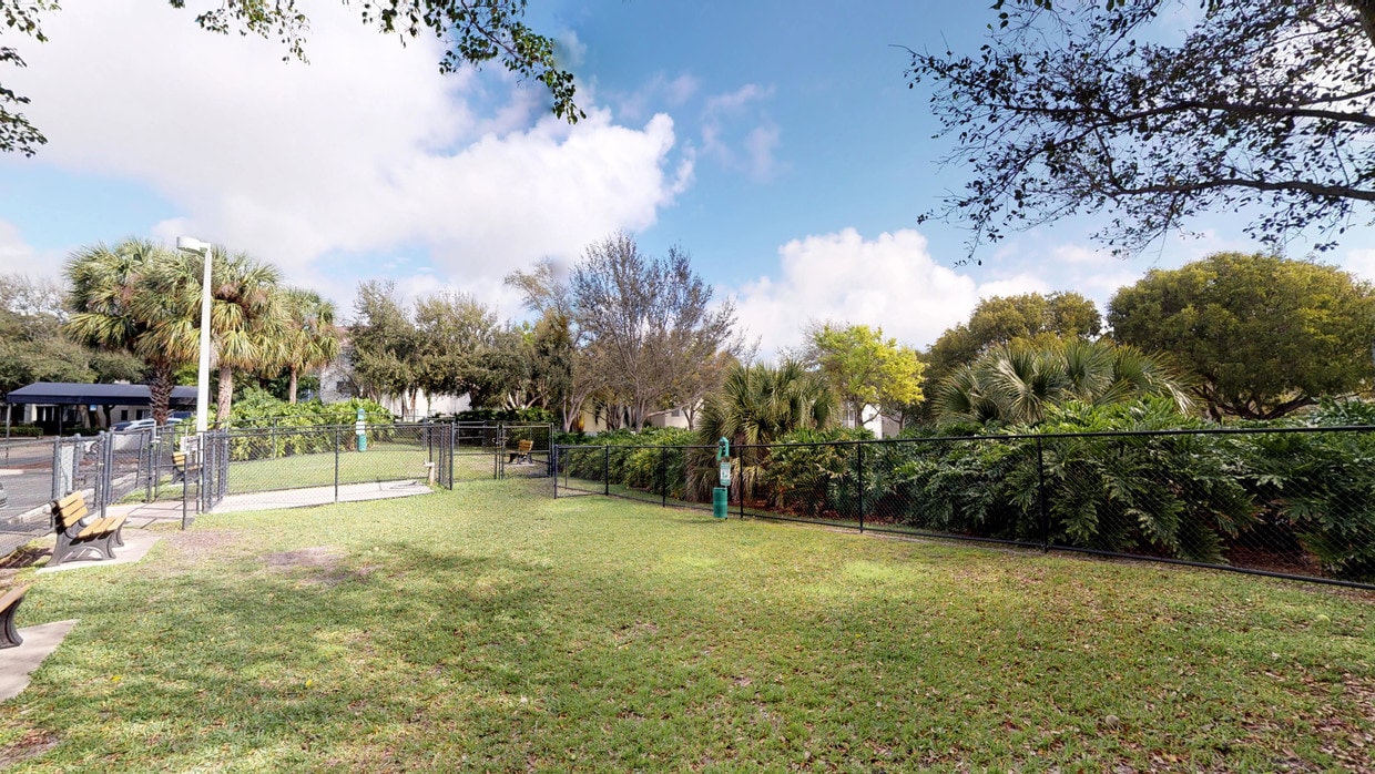 Photo - Atlantic at East Delray Apartments