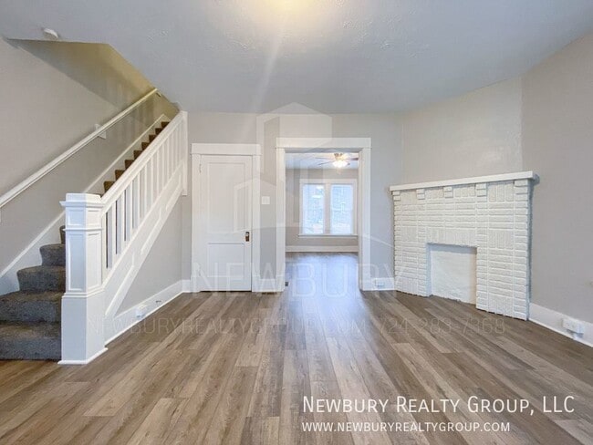 Building Photo - Feel Right at Home in this Beautiful, Newl...