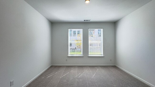 Building Photo - 9 Peeples Dr