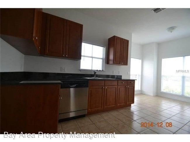 Building Photo - 3 br, 2.5 bath House - 8112 Bally Money Rd.