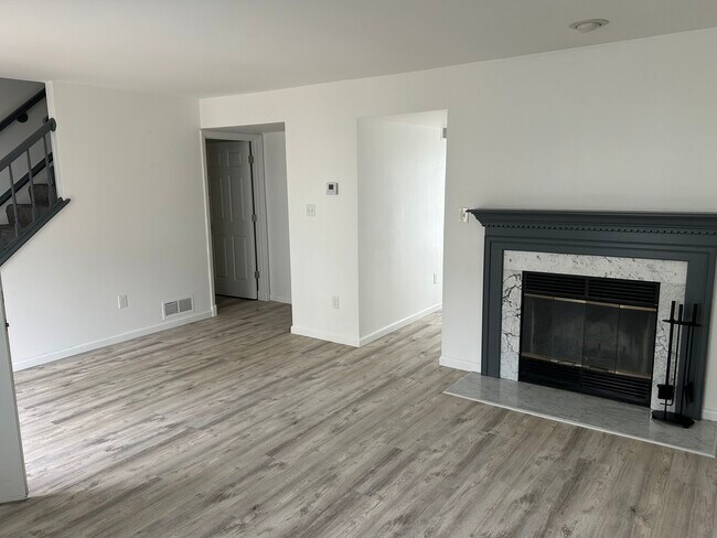 sala de estar - 5851 Prince George Ct