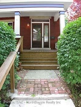 Building Photo - 2329 Indianola Ave