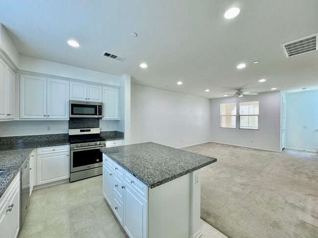 Building Photo - 6332 Planetary Rd