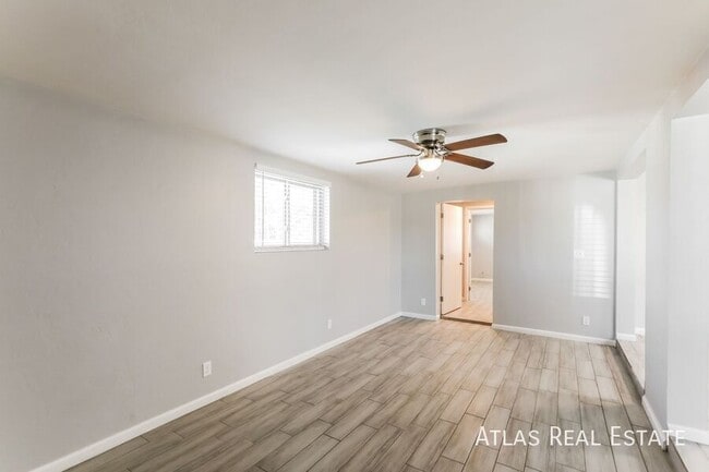 Building Photo - 6632 E Mary Dr