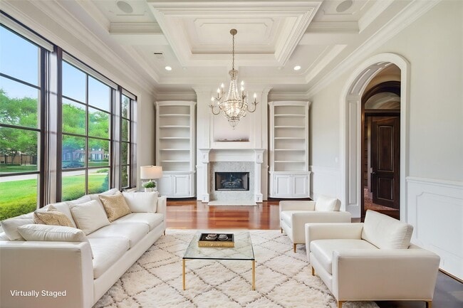 Foto del edificio - 5339 Tilbury Dr