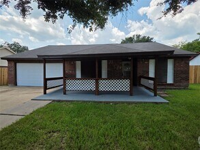 Building Photo - 4860 Kentington Dr