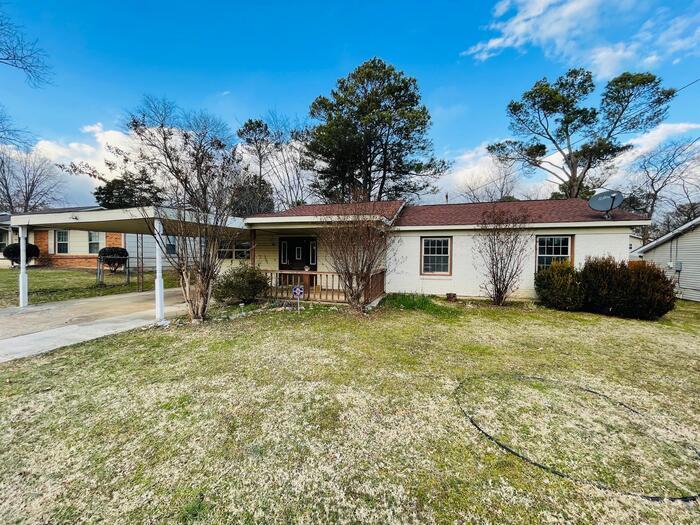 Primary Photo - 4026 Talwell Dr SW