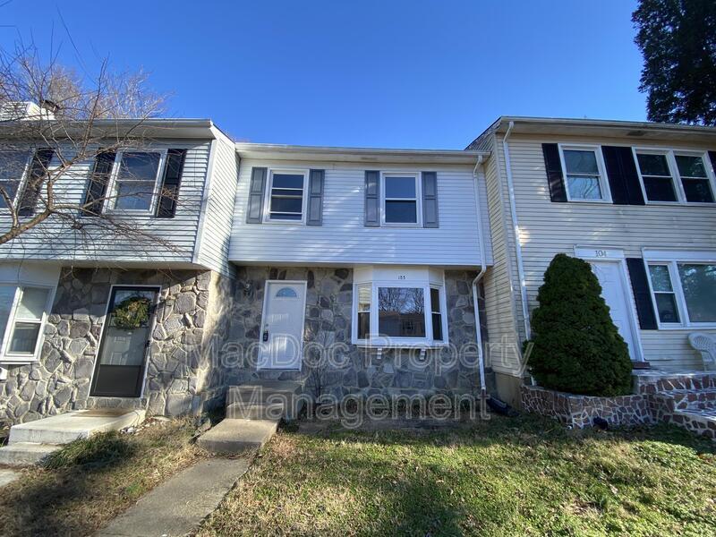 Primary Photo - 103 Austin Ct