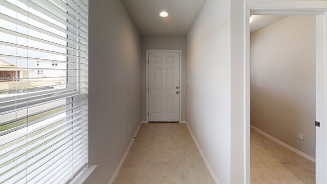 Foto del edificio - 193 Heather Glen Dr