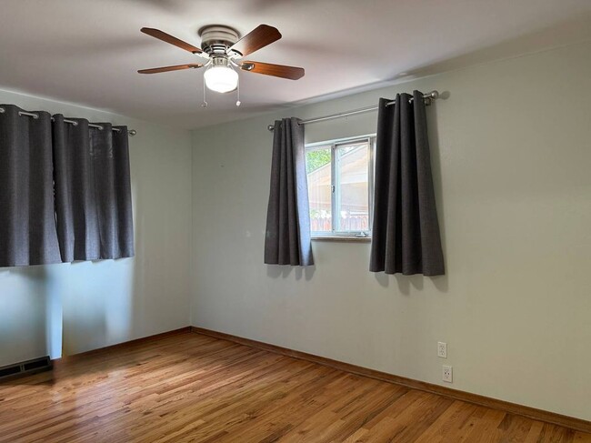 Foto del edificio - 1231 S Marshall St