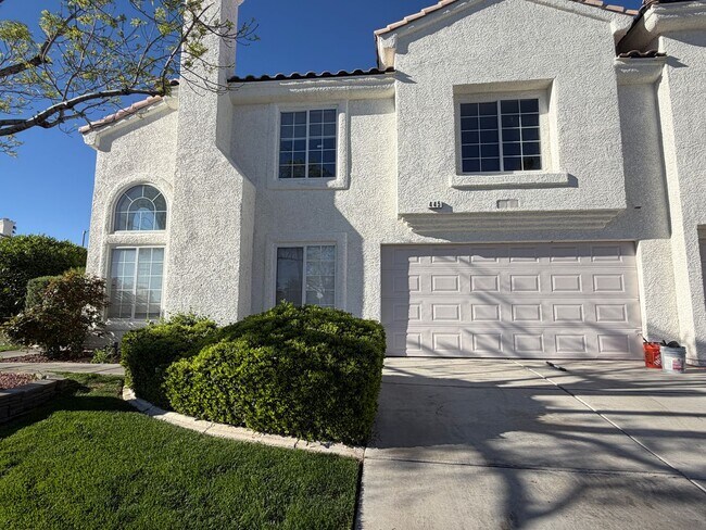 Foto del edificio - Gorgeous 3 bedroom Townhome ready for immediate move-in!