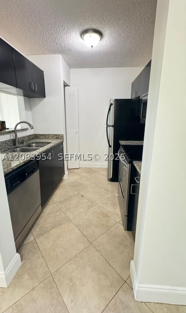 Foto del edificio - 1739 Village 106 Vlg