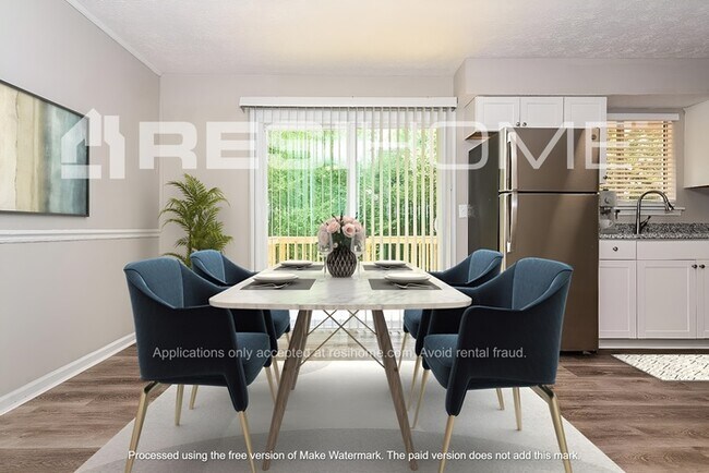 Building Photo - 3011 Woodfield Dr