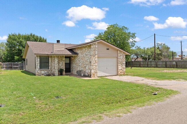 Foto del edificio - 609 Aspen Ln
